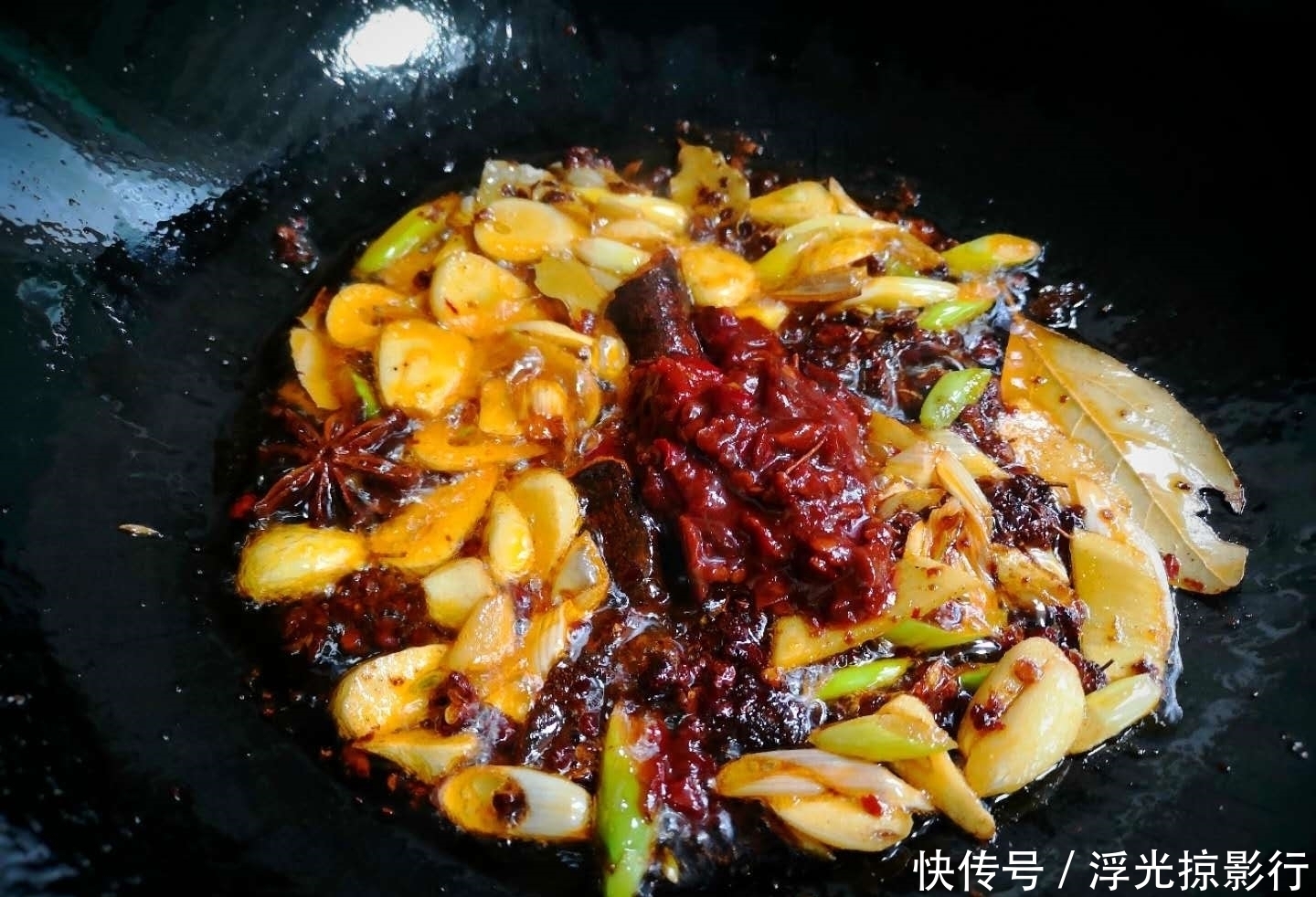 美味|3张豆腐皮1把粉条,简单做一锅,鲜香美味,连汤汁都不剩!