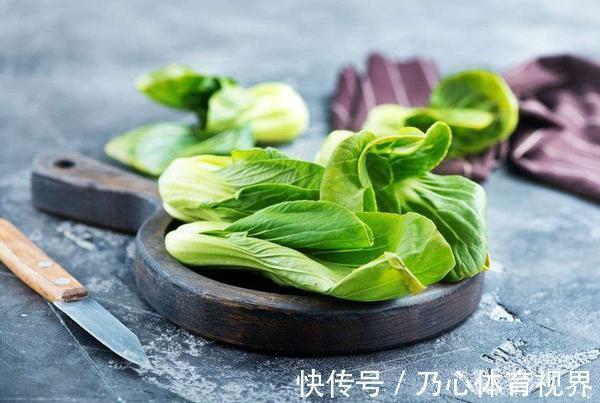 血管狭窄|医生忠告：不想被中风缠上，晚上坚持“2多3不要”，中风远离你