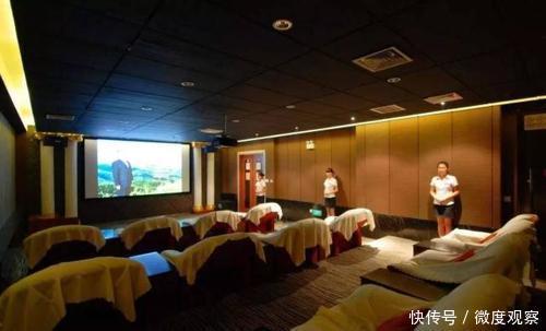 大金链子小烧烤,天天泡在洗浴中心,东北人为何都这么有钱?