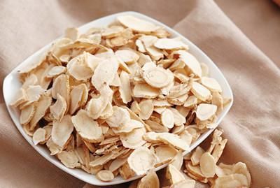 红米|女人气血不足老得快?多吃这几样食物,让你面若桃花更显年轻