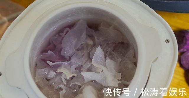 银耳5g|天然“肠道润滑剂”被发现,我家年年吃百十斤,肚上全没赘肉