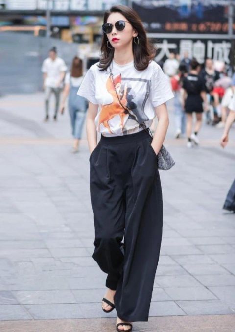 有种新潮的裤子叫“例假裤”,薄薄的两层,时髦有范儿还能遮阳