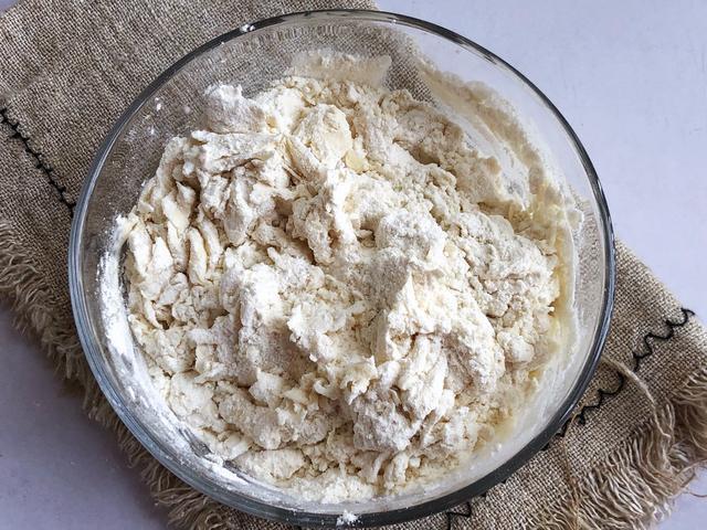 红糖饼|天冷就想吃此饼，外皮酥软内里香甜，孩子吃一次就念念不忘