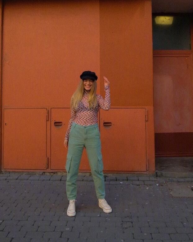 博主|德国博主复古明亮胶片色彩日常穿搭 原来学生党也可以酷酷得很可爱