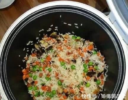  实在|什锦焖饭的做法，这么做实在太香了！