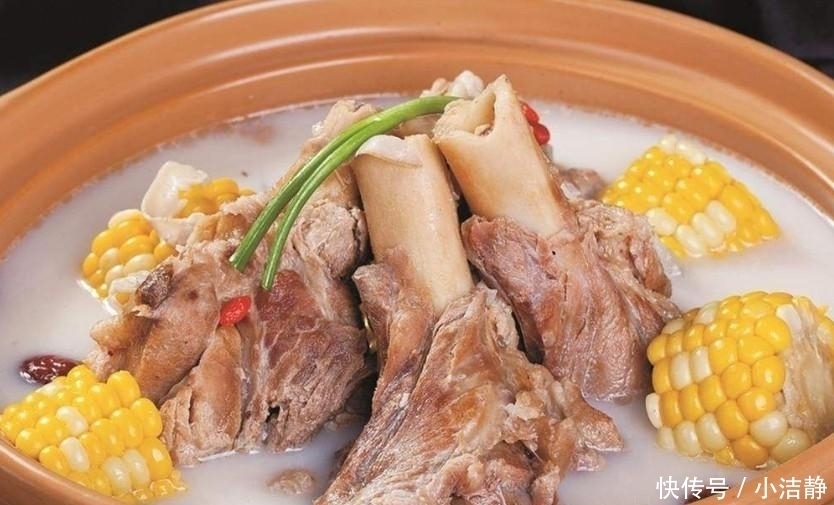 加水|60年大厨说漏嘴不管炖什么骨头汤,都别直接加水,难怪汤汁不白还腥臭