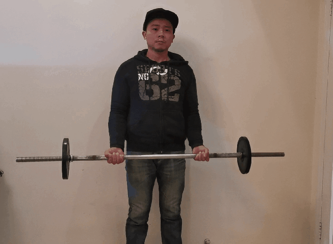 肱二头肌|美国肌肉帅哥身高2米，杠铃深蹲180公斤，4个动作提升手臂围度