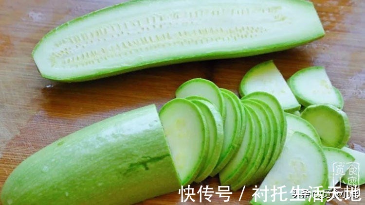 快手|5分钟就能做好一道快手家常菜，简单又好吃，还能补钙，老少皆宜