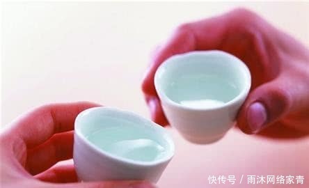 为啥|古代酒和现代酒一样吗?有多少度,为啥古人喝好几坛都不会醉?