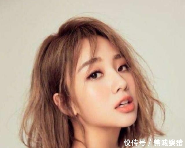 女人的“唇形”大致分为5种,3种好看,2种丑,能测量一下是什么样的吗