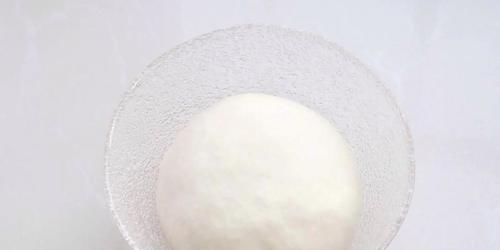 瀑布|自制美味诱人的大披萨,瀑布拉丝老过瘾了,比必胜客里的还好吃!