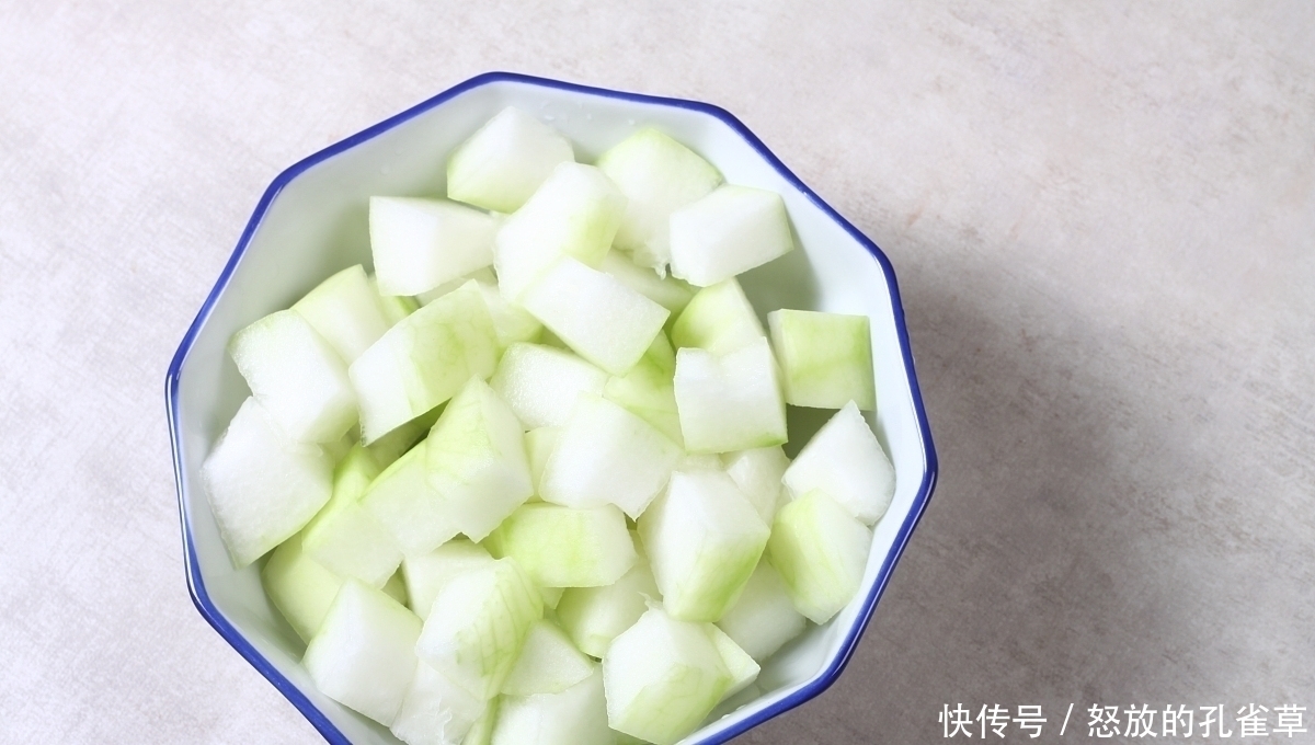 化瘀散结|甲状腺有结节,三种食物敞开吃,或能化瘀散结,甲状腺也会很高兴