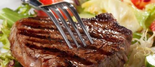 免费|吃牛排时,为何餐厅要免费赠送一份面包不知道别瞎吃,会闹笑话