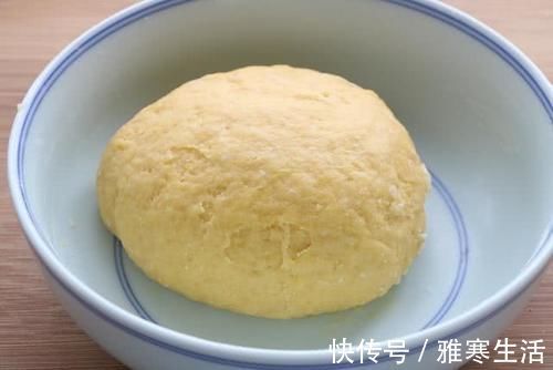 在家做面包，不用烤箱不用黄油，又软又拉丝，学会别再买面包吃了