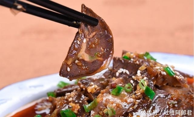 让路|田坤道|夫妻肺片不仅好吃,名字取得也让路人好奇