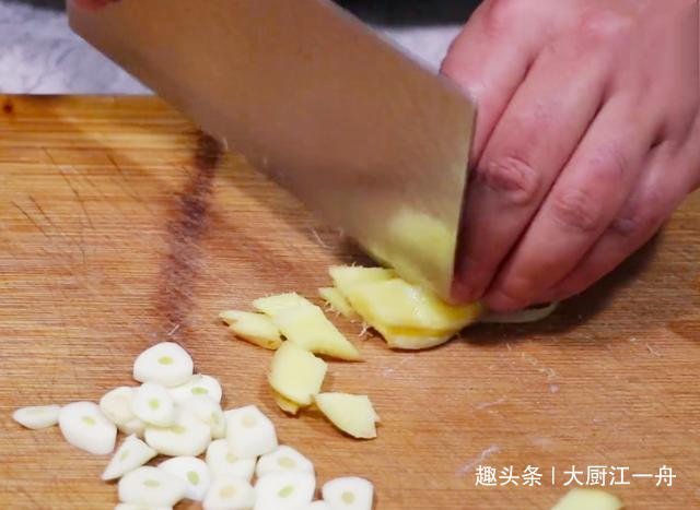 啤酒鸭这样做才好吃,不过油,不过水,出锅时满屋飘香