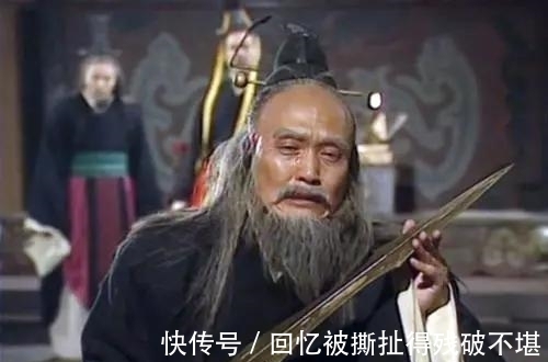 爱国|一个对朝廷不满,一个对国家不忠,屈原与伍子胥的悲剧