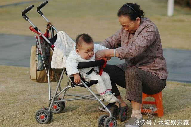 在孩子眼中，奶奶和外婆有啥区别？这三个孩子说得很透彻