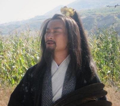 结局$他是水浒中结局最好的人,识破宋江,谎称回乡探母,一去不复返!