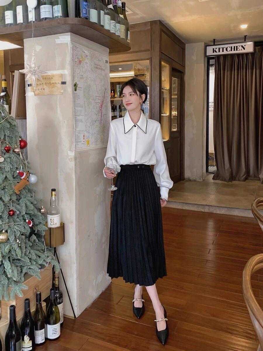 衣领|初春穿搭别错过黑白配,跟着博主这样穿,真的美极了