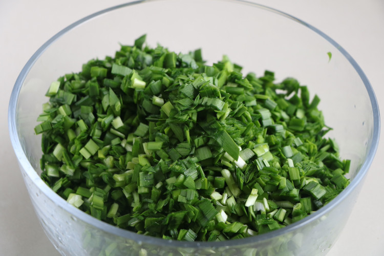 懒人|一把韭菜5斤饺子皮,做懒人早餐,比韭菜盒子好吃,一口气吃10个