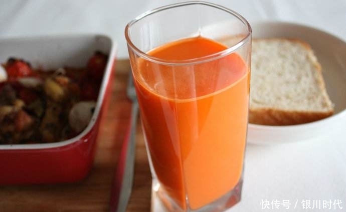 胡萝卜汁要煮熟喝吗?都有哪些好处?