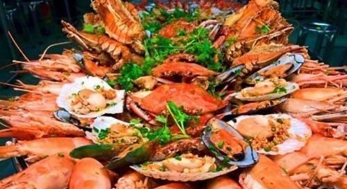 串串|3种食物是尿酸的“催化剂”,不想痛风缠身,尽量要少吃