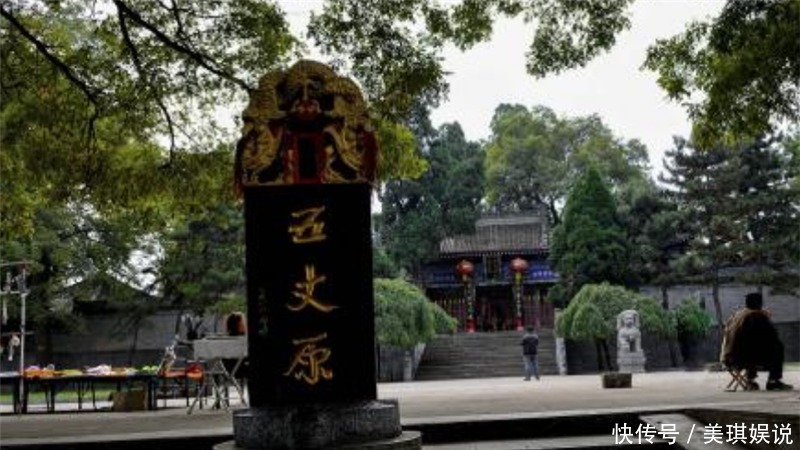 清高|诸葛亮的历史地位为什么那么高？他有治世之才，更有清高品格