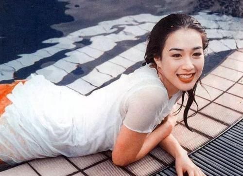 盆腔骨|“少女胯”和“妈妈胯”有区别？有没有生过娃一看便知藏也藏不住