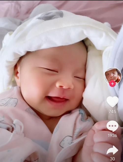 网友吐槽|父母给娃起名“朝朝暮暮”,自认文雅,却遭网友吐槽:是开玩笑吗