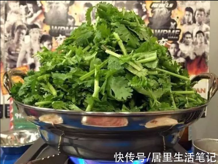 皮特|“世界讨厌香菜日”爆上热搜！网友都打起来了：吃香菜就绝交吧