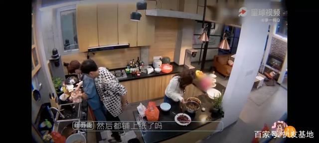 半藏森林的料?郝蕾让金子涵回去唱跳?黄晓明为儿子庆生?