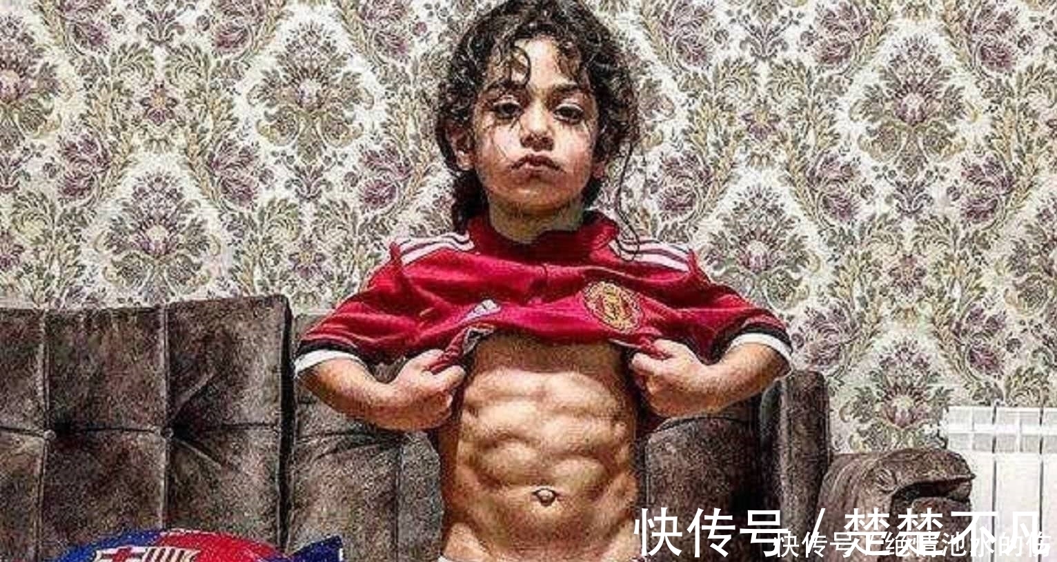 篮球队|全球“大力士”的小孩:小小年纪强壮的肌肉,掀起衣服大家不淡定