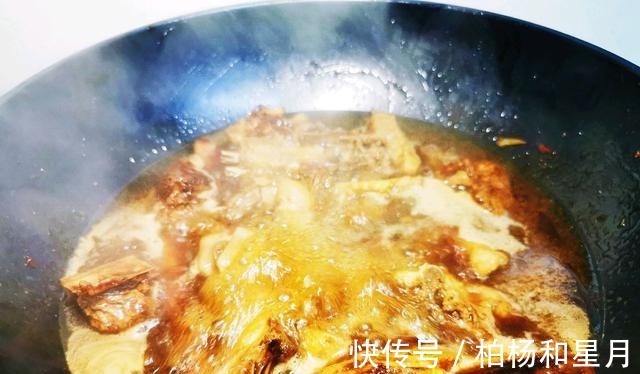 天凉了,过来吃上一锅香喷喷的焖鹅肉,鲜嫩美味超下饭!