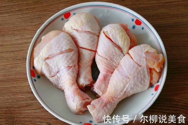 鸡腿别再炸着吃了,教你懒人做法,无油烟,松烂又入味,省时省力