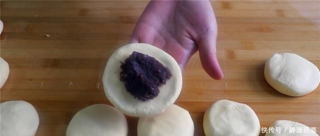 糯米粉这样做才好吃,外酥里软不粘牙,比油炸糕还简单