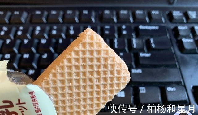 西梅|逛超市时，遇见这4种“廉价零食”尝一尝，虽然便宜，却好吃解馋！