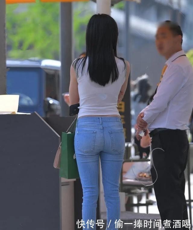 身材","m":"5e1db306ea925554730df6489a8e2aa462b29724","nlabel":"stat_3044503230:zm.news.so.com:5aaD55qE55S15b2x5LiW55WM,pageType_zmt,glevel_3","ntag":"tfashion;sfashion_时尚;kfashion_1:打底裤;cfashion_P:时尚:针织毛衣:针织