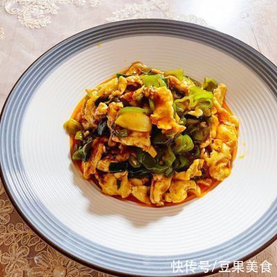 鲜贝露|超级下饭《老干妈豆豉烧蛋白》