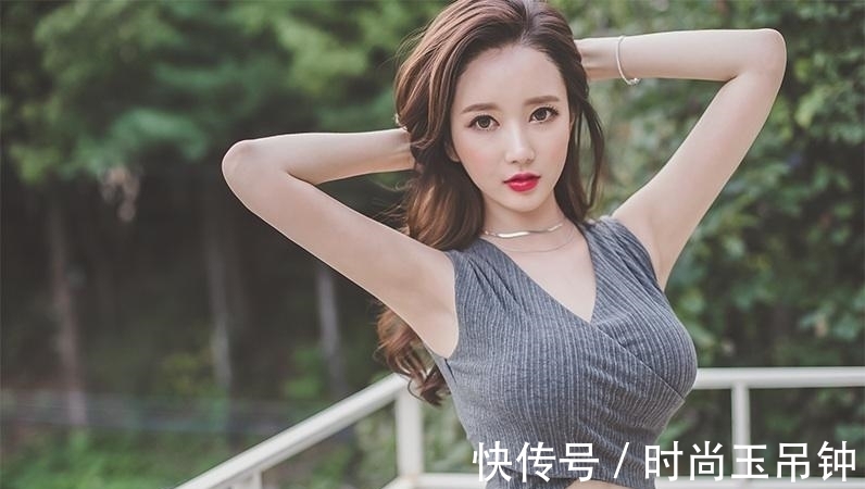 小姐姐|打造女生的气质搭配，V领的上衣太美了