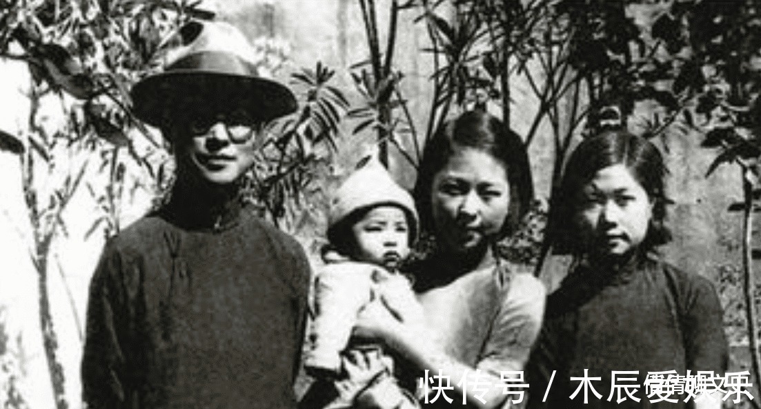 张兆和$沈从文晚年爱哭,曾因黄永玉拓片而大哭,最后一次哭是为张兆和