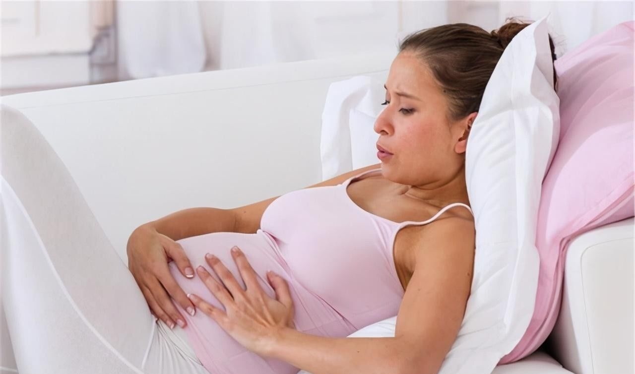 肚子|孕妇肚子能不能随便摸?孕妈当心,出现这4种情况尽量少摸肚子