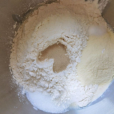 #我心中的冬日限定#肉松小卷面包