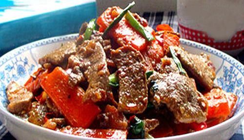 味道超赞的家常菜，味美又营养，来上一碗白米饭，那叫一个香哦！