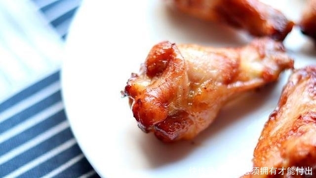红烧的时候,放这两种调料就等于白炖!许多人不理解,难怪肉柴有股腥气