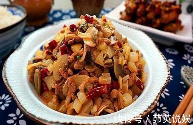 瘦肉|美食推荐爆炒大虾，红烧排骨，白蘑咸菜炒肉丝，油焖虾的做法