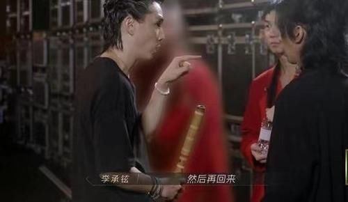 赵文卓|《哥哥》的最大赢家，不是脖筋暴起的张淇和小白，而是悄悄冒尖的他