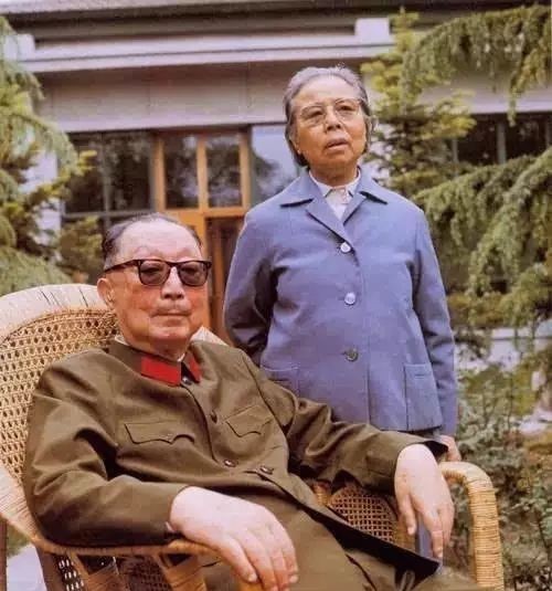 上将|全球最高军衔的家庭：父亲元帅，女儿中将，女婿上将