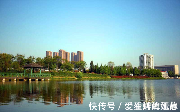 楼盘网|房子价格过高 购不起房正常 难题是房子降价四十万都卖不出去