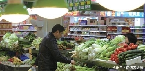 法国姑娘在中国，超市里看到这一幕直言中国人真有钱